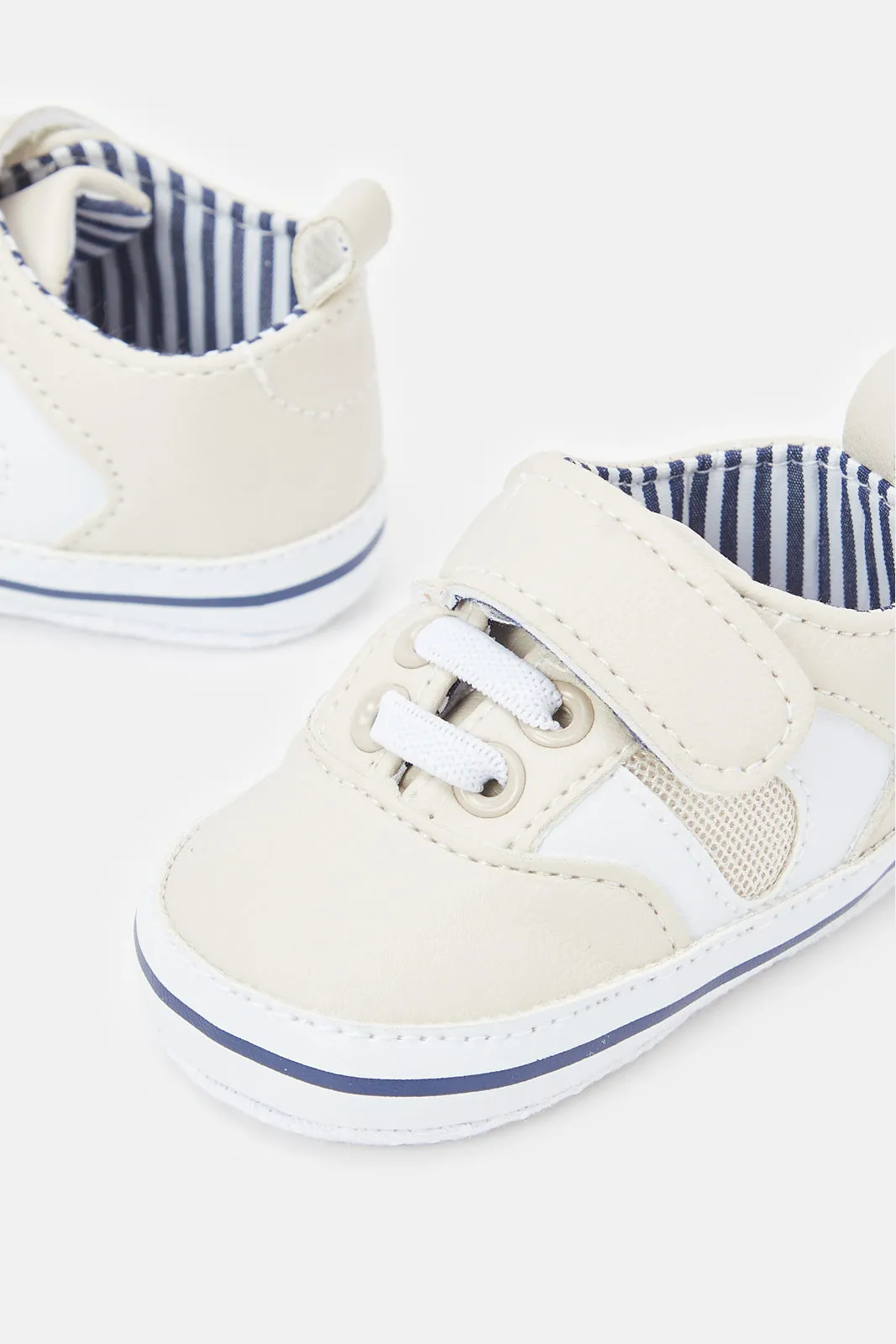 Babies Cream Velcro Strap Pram Shoe