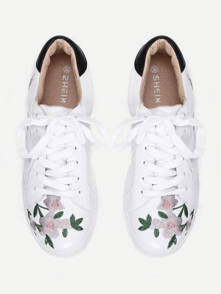 Calico Embroidered Lace Up Sneakers