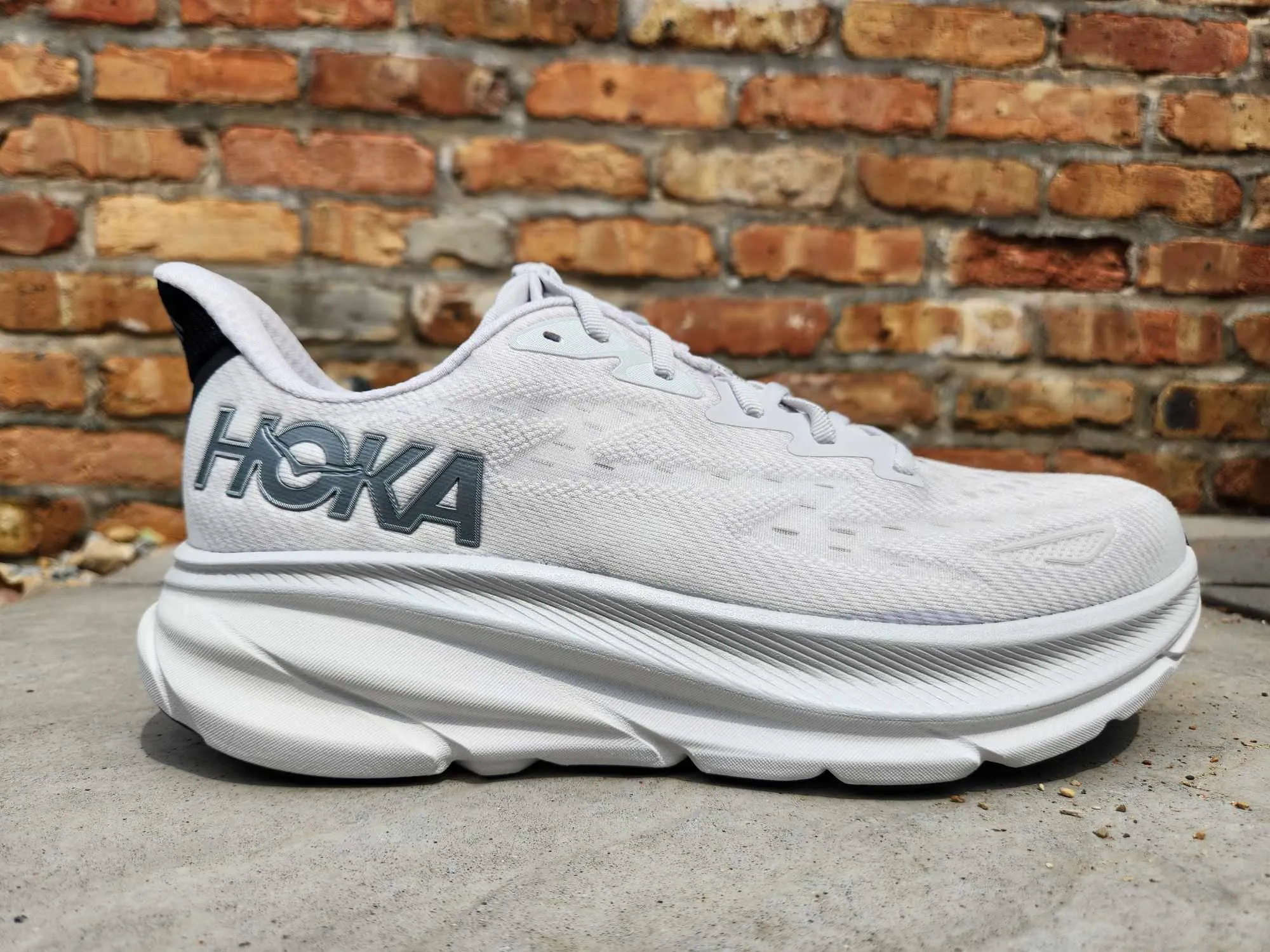 Hoka M Clifton 9