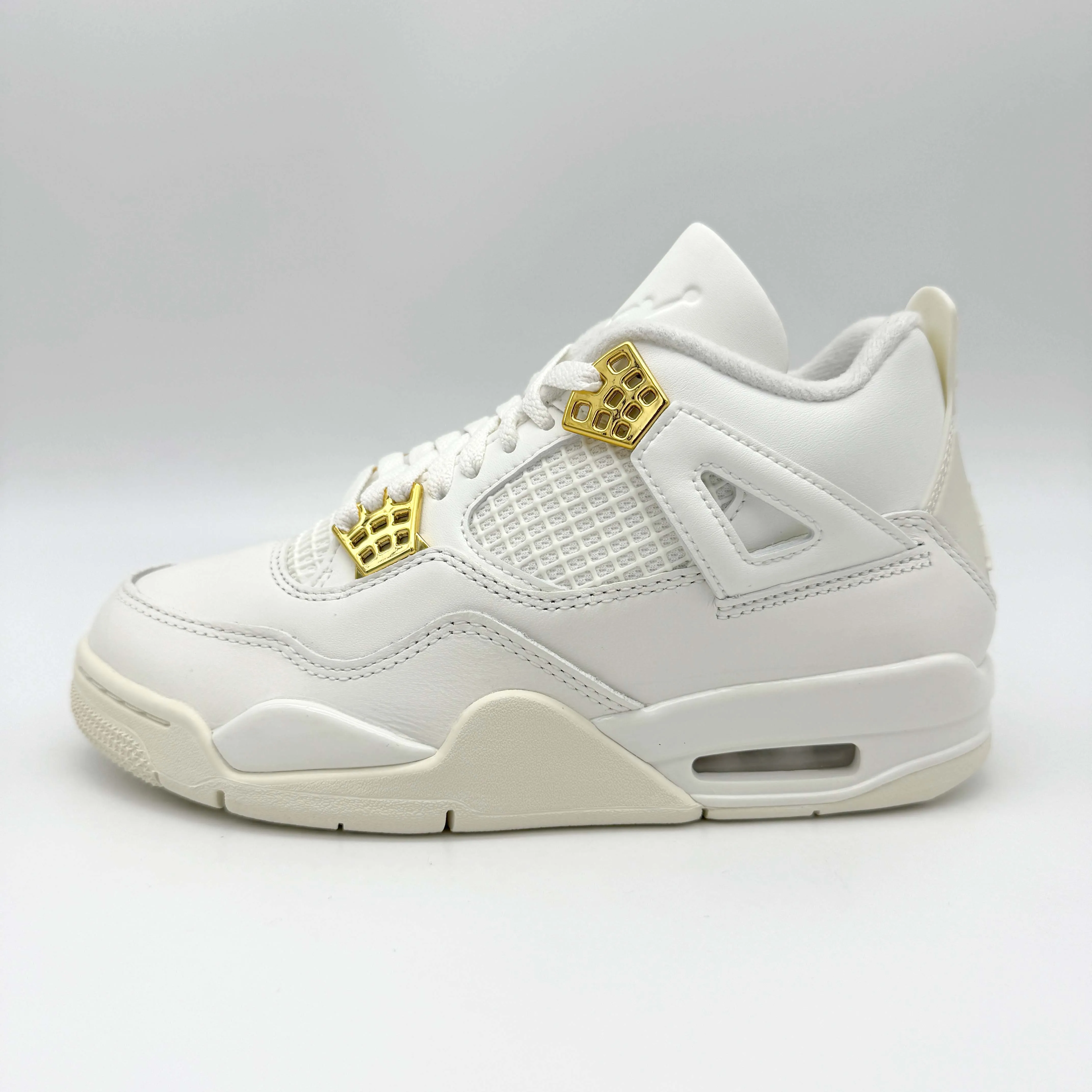 Jordan 4 Retro Metallic Gold