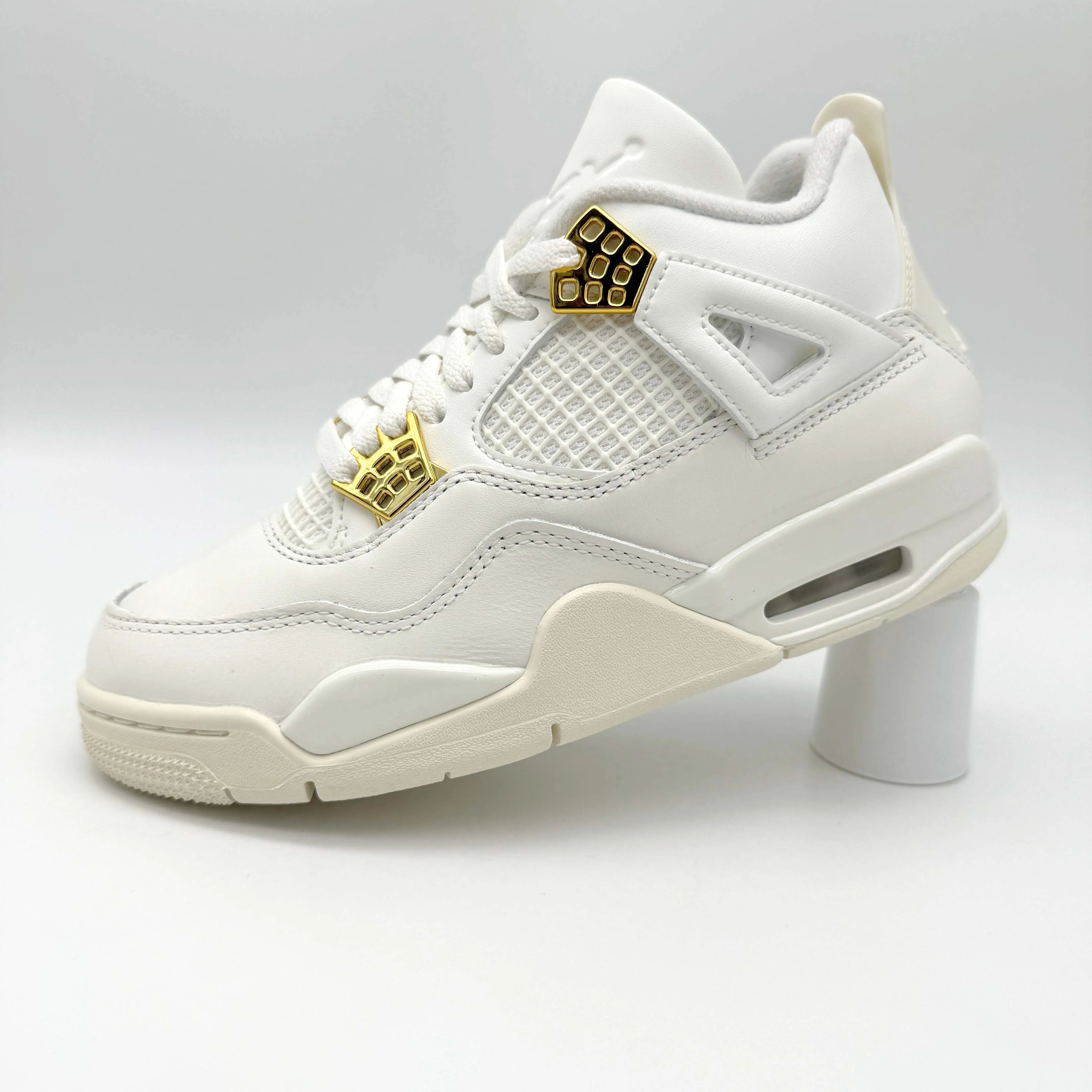 Jordan 4 Retro Metallic Gold