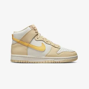 Nike | WMN'S DUNK HIGH  { PALE VANILLA/TOPAZ GOLD-SAIL