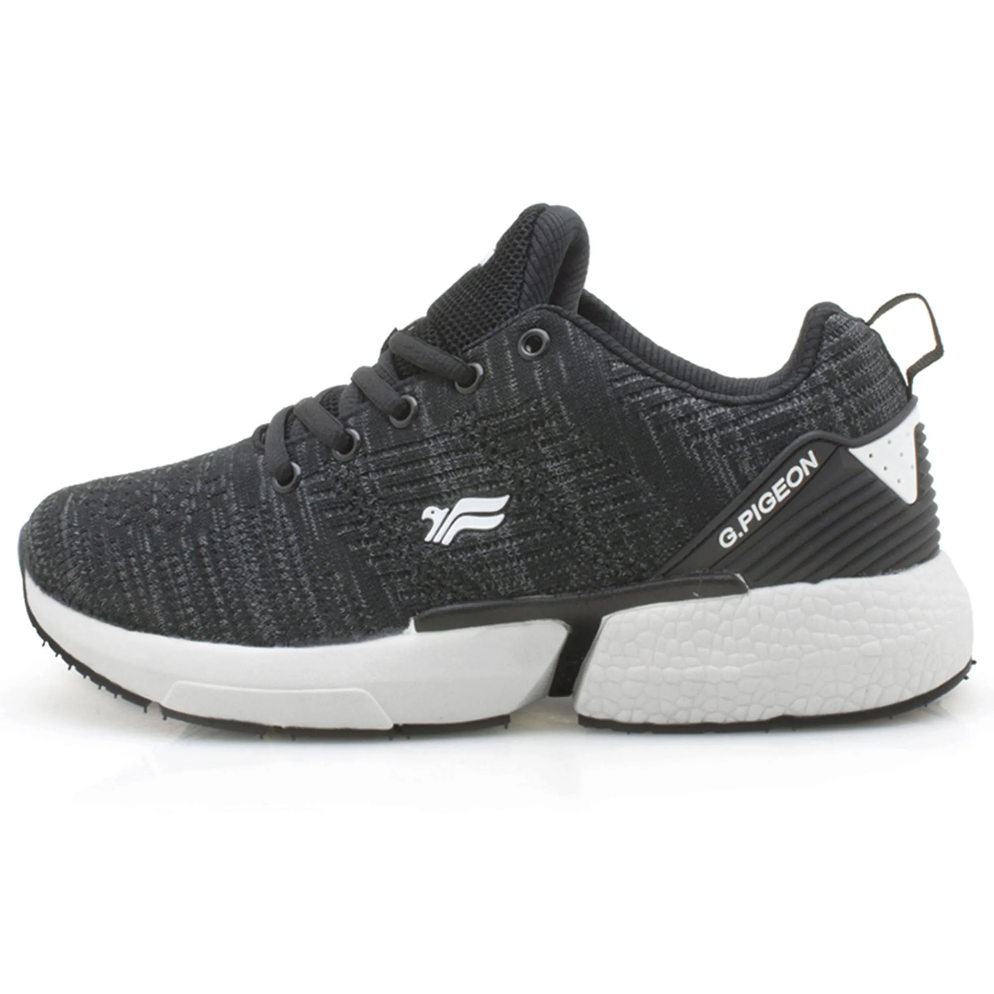 Sneaker: P5890 Black