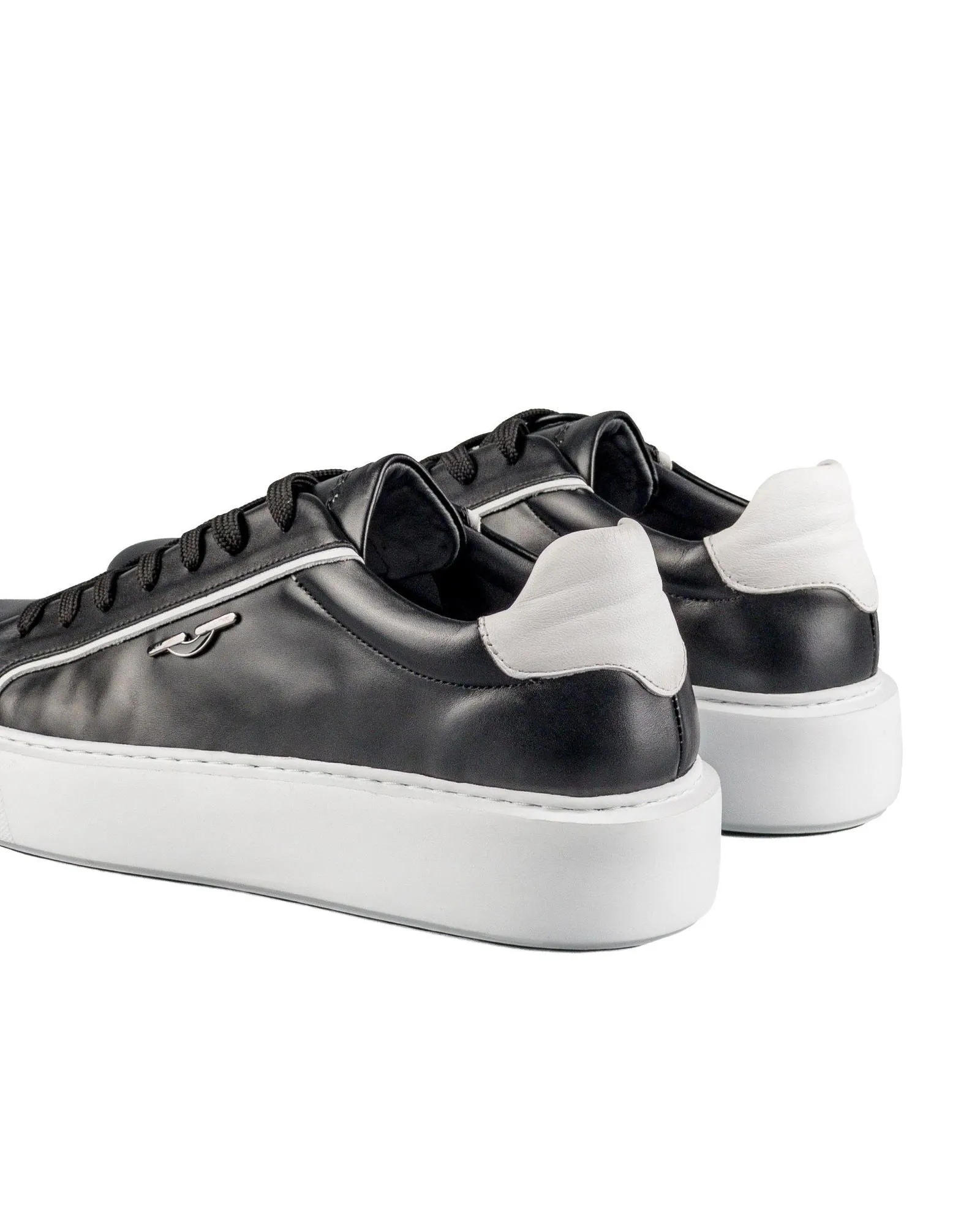 T-Evo Black and White Genuine Leather Men's Sports (Sneaker) Shoes