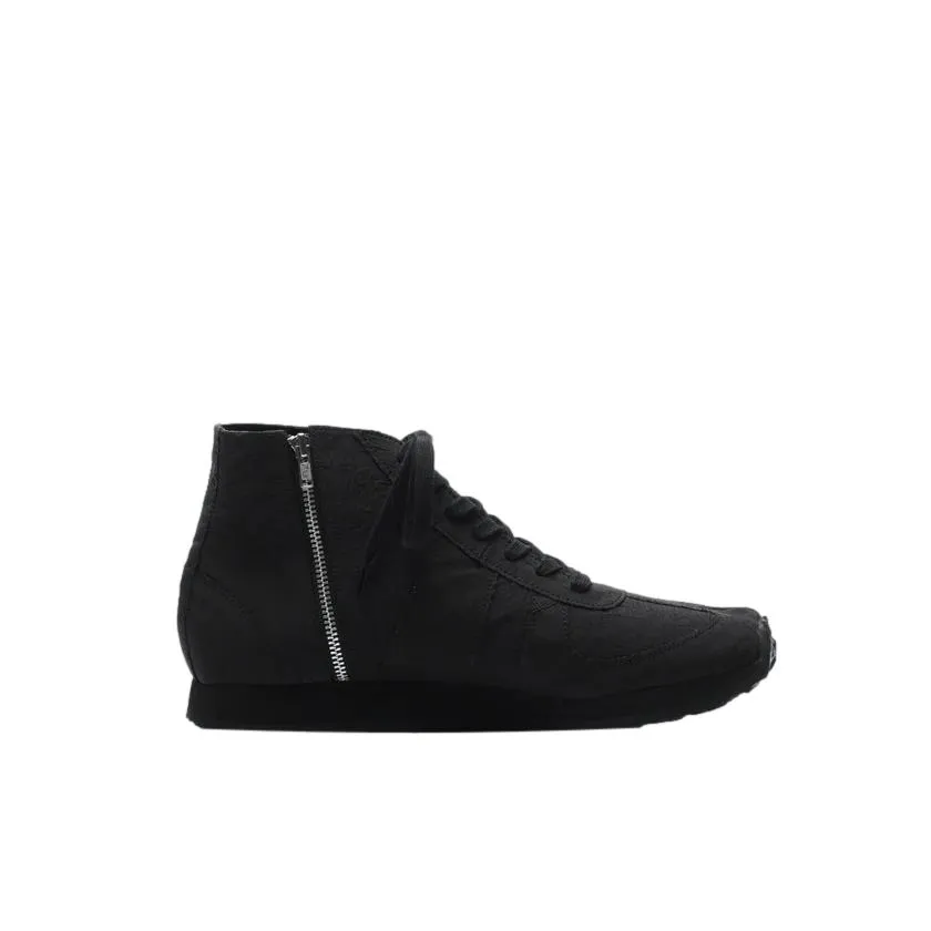 Tabito "Brace Airbag" Sneakers (Black)