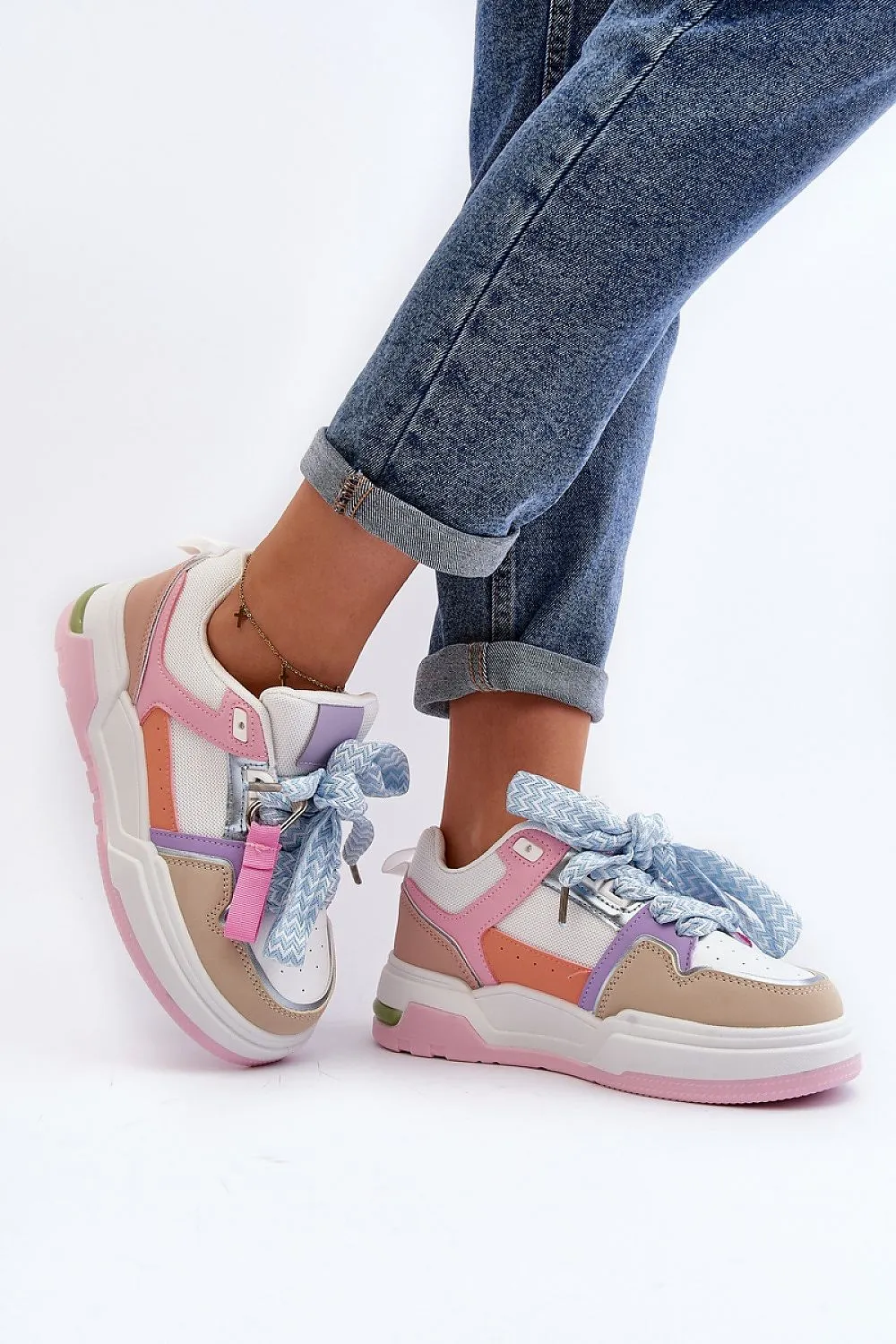 TEEK - Strapped Ribbon Sneakers