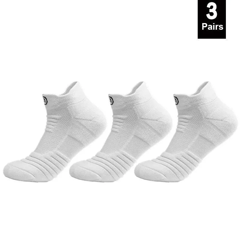 Ultimate Grip Athletic Cotton Socks for Soccer & Basketball: Stay Fresh & Stable