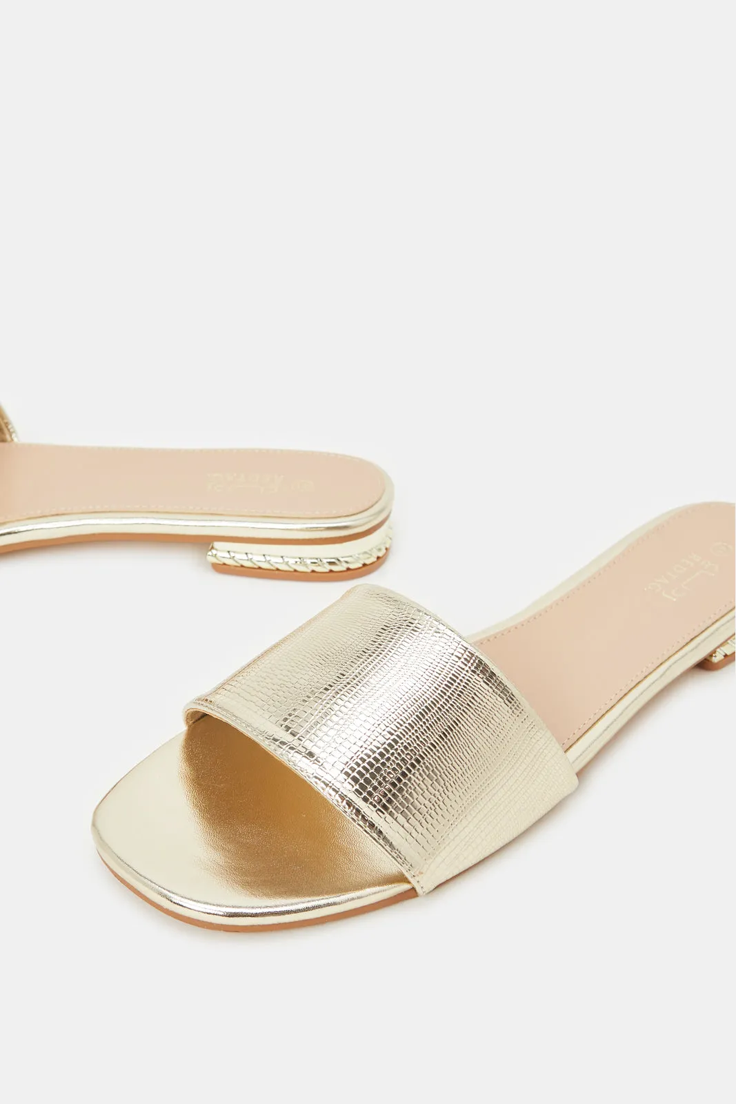 Women Gold Plain Skin Mule